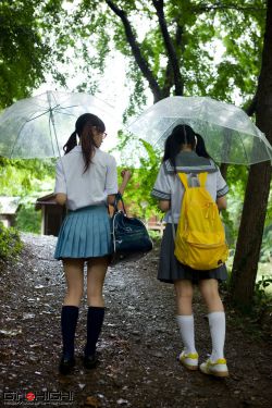 跟搜子同居的日子尤里娅